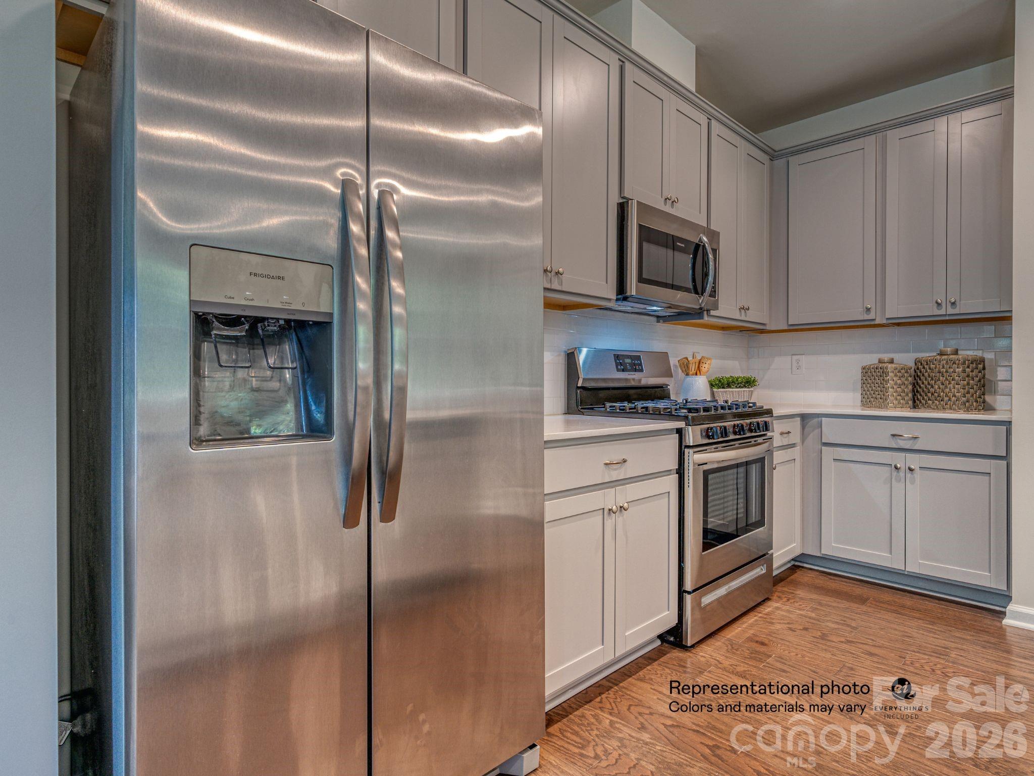 1248 Nighthawk Way 311