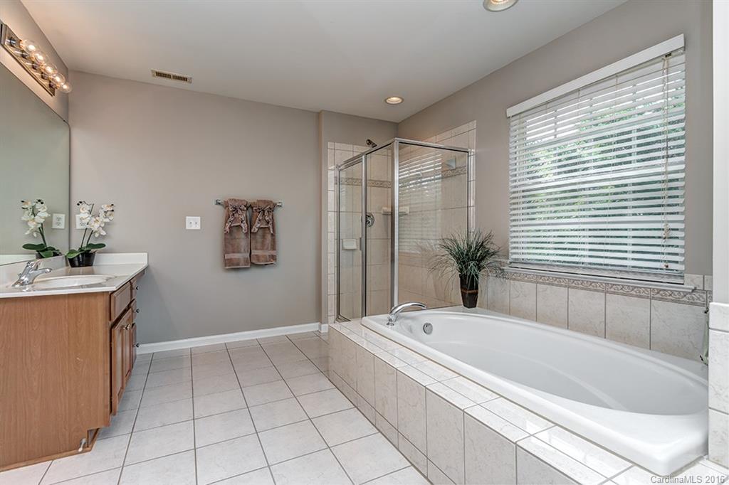 Brandon Oaks - Residential