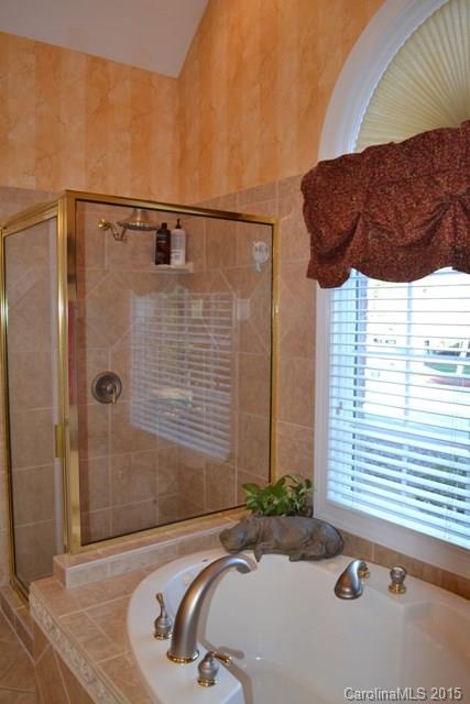 Laurel Creek - Residential