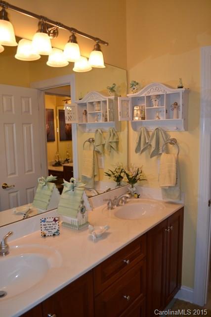 Laurel Creek - Residential