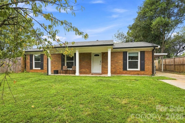 3601 FAGAN WAY, CHARLOTTE, NC 28216 - Image d6eaad9a79c8703b7ee35d5e6a93430e/4209253776