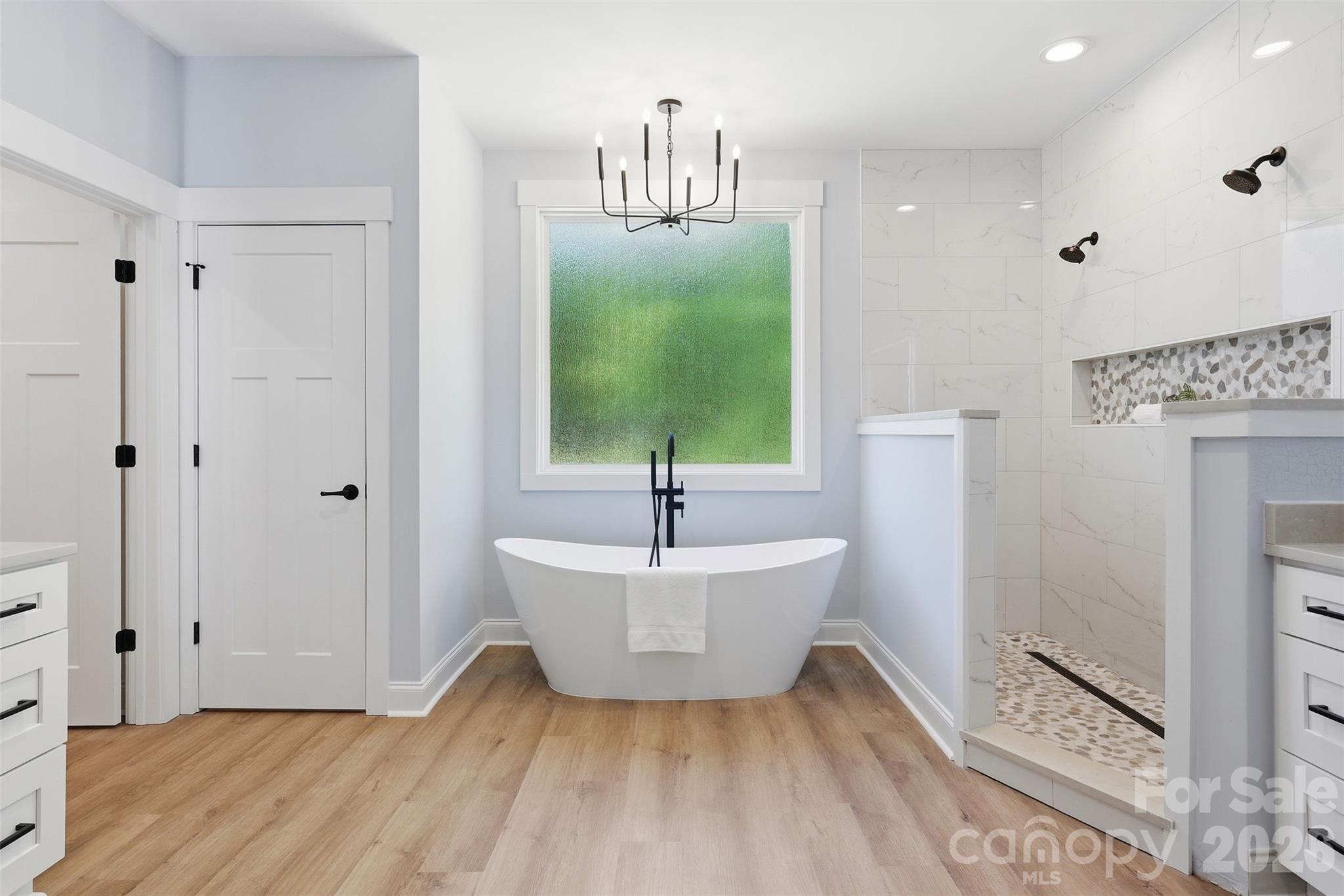 Sanders Landing - Residential