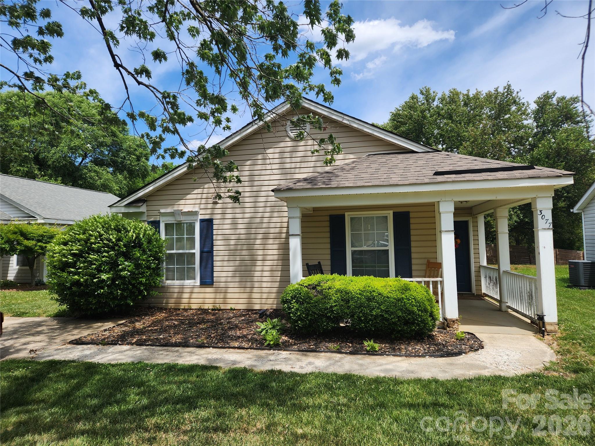 3077 Champion Lane SW