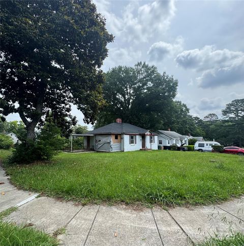 2416 Morton Street Charlotte NC 28208