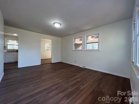 1325 Eastview Extension