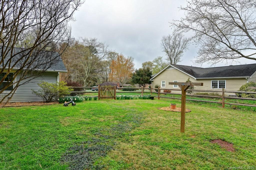 Wood Hollow - Residential