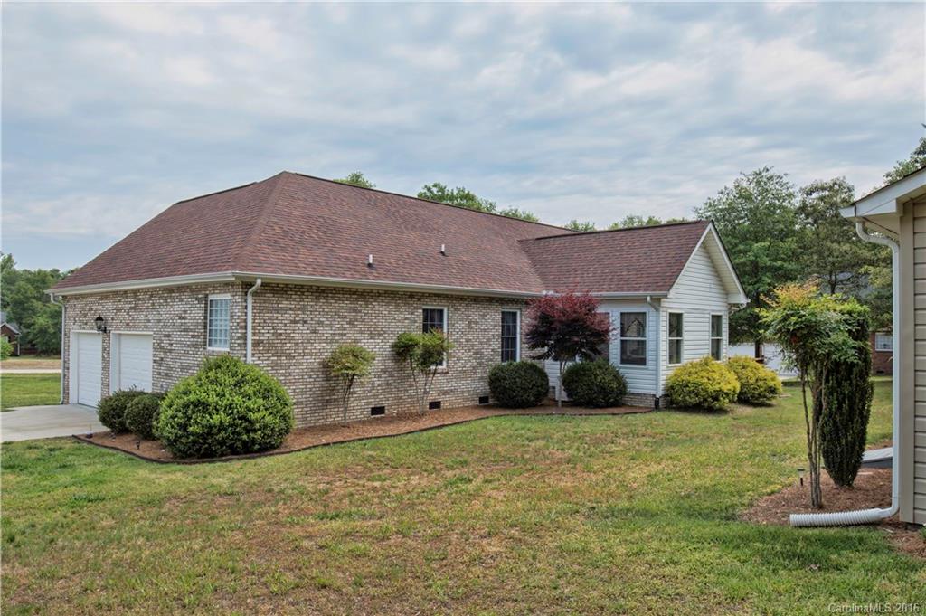 Eagle Glen - Residential