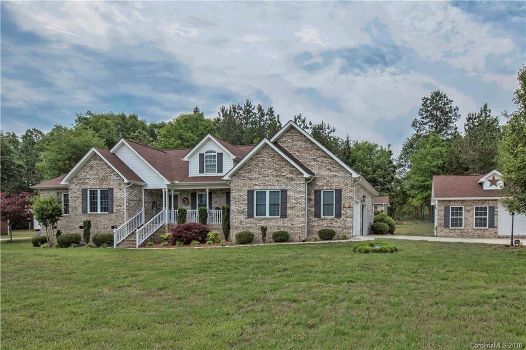 Eagle Glen - Residential