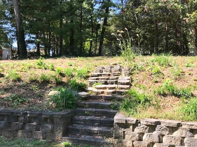 Royal Pines - Residential