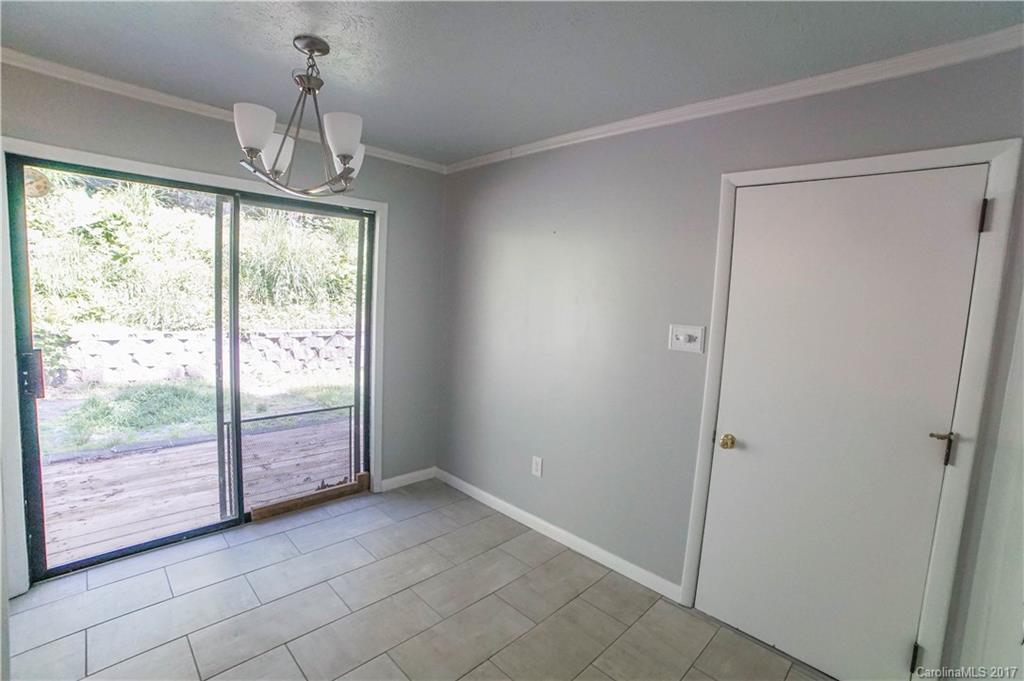 Royal Pines - Residential