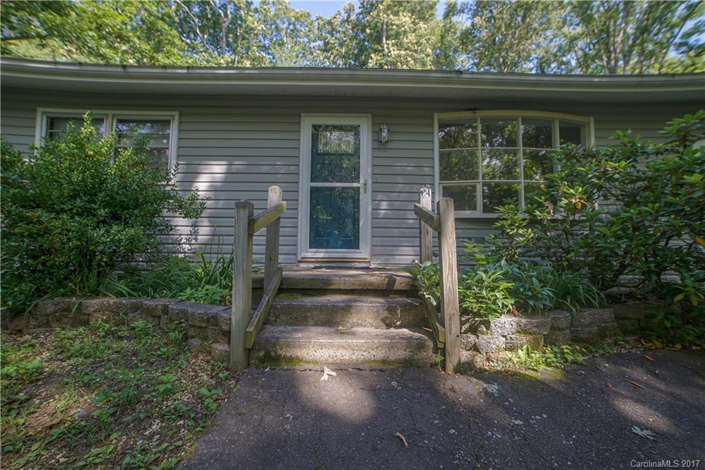 Royal Pines - Residential