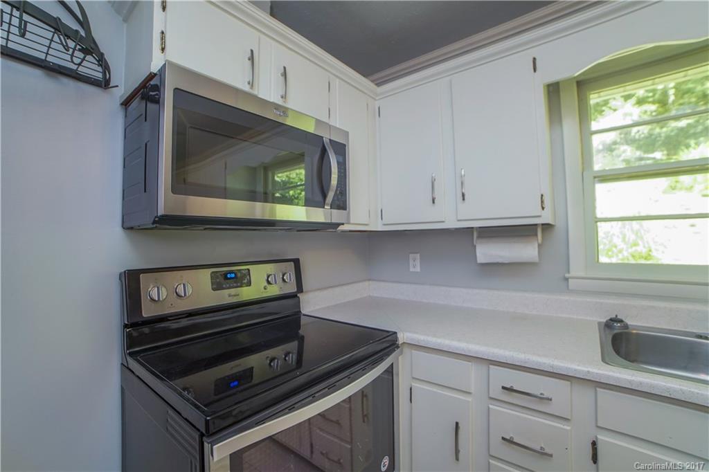 Royal Pines - Residential