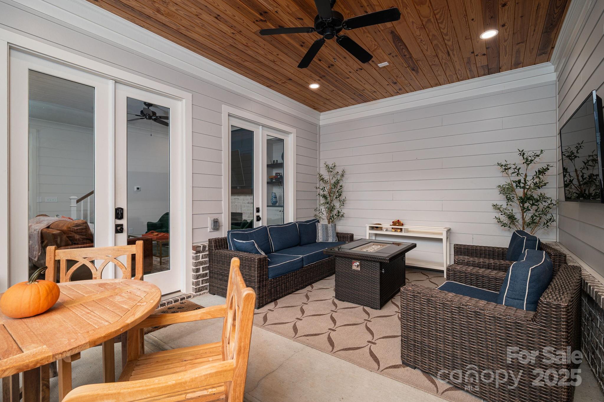 Tower Crest - Residential