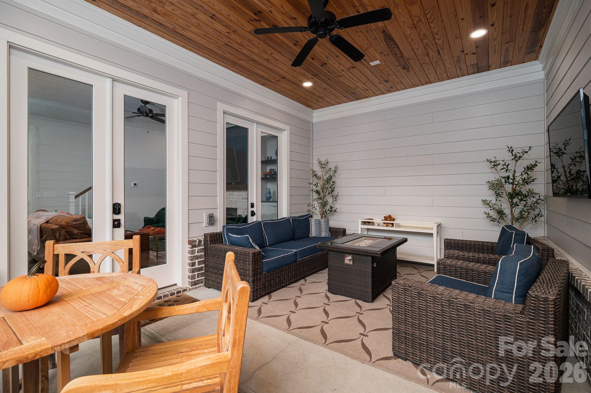 Tower Crest - Residential