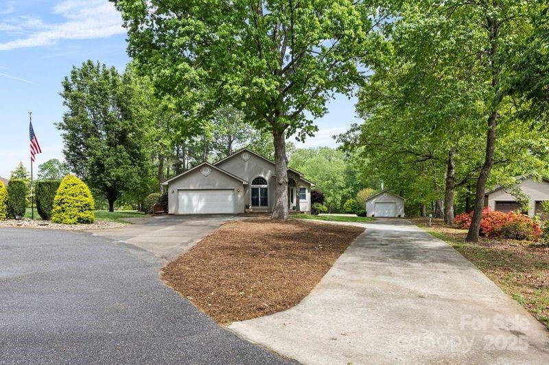 3764 Glenn Oaks Drive
