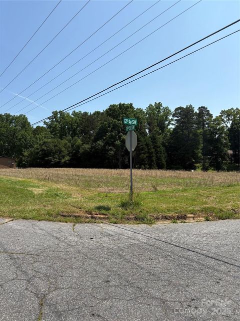 3 Lots 13th Street SW 12,13,14 Hickory NC 28602