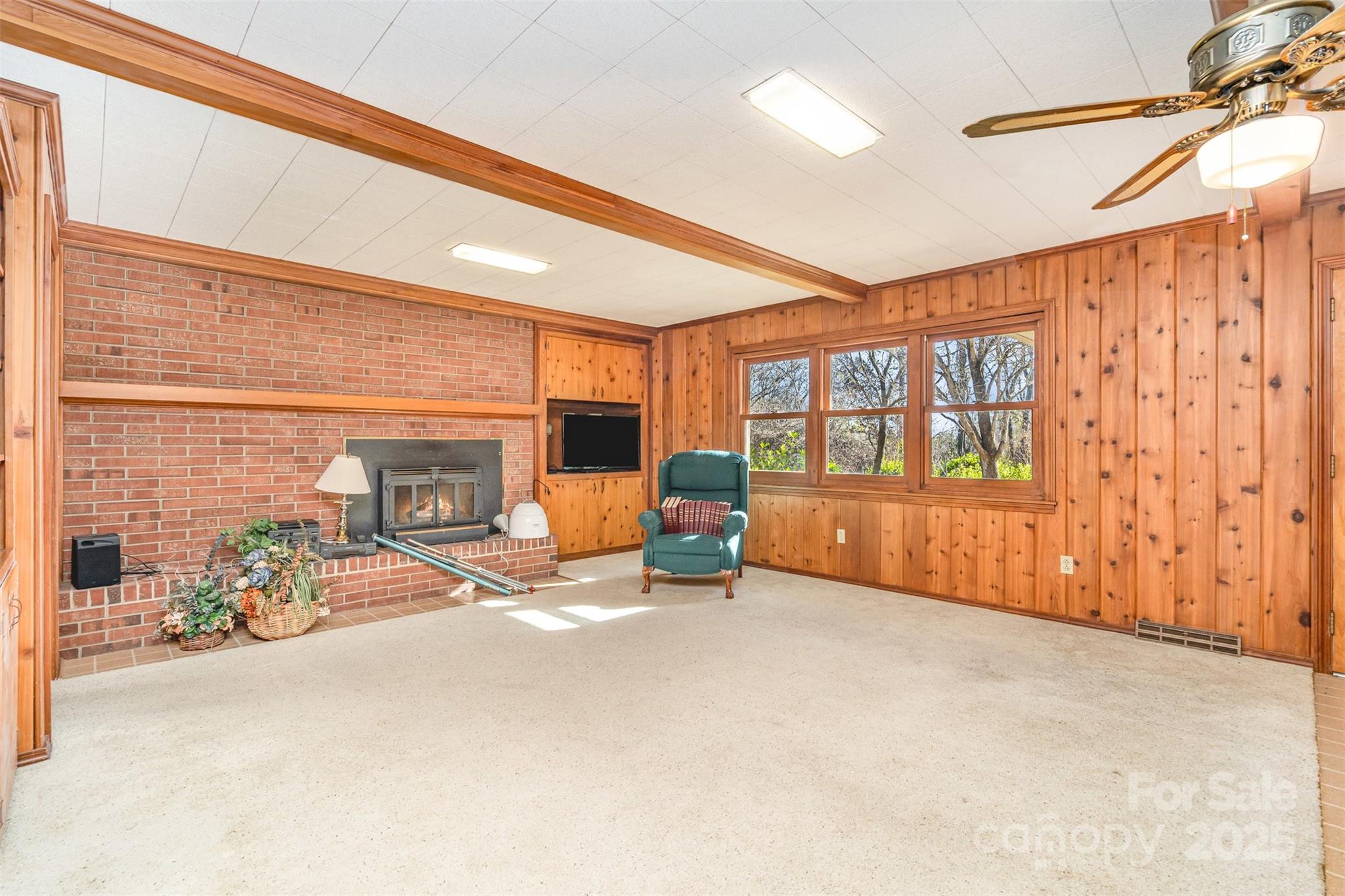 138 Arlington Avenue SE