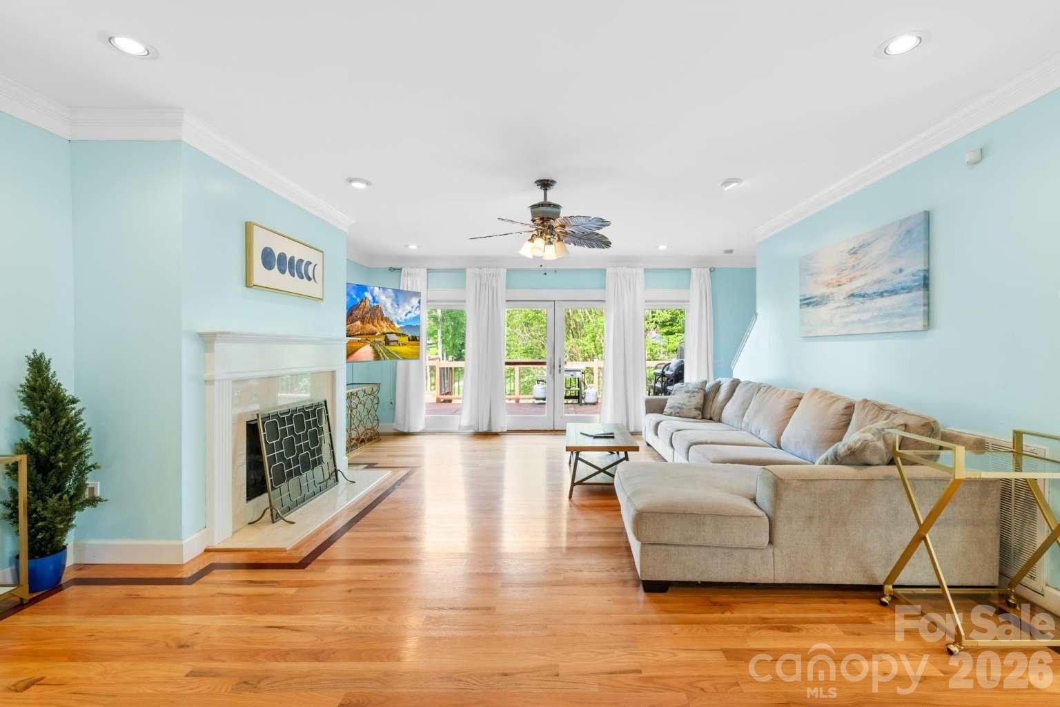 4120 Lake Shore Road S