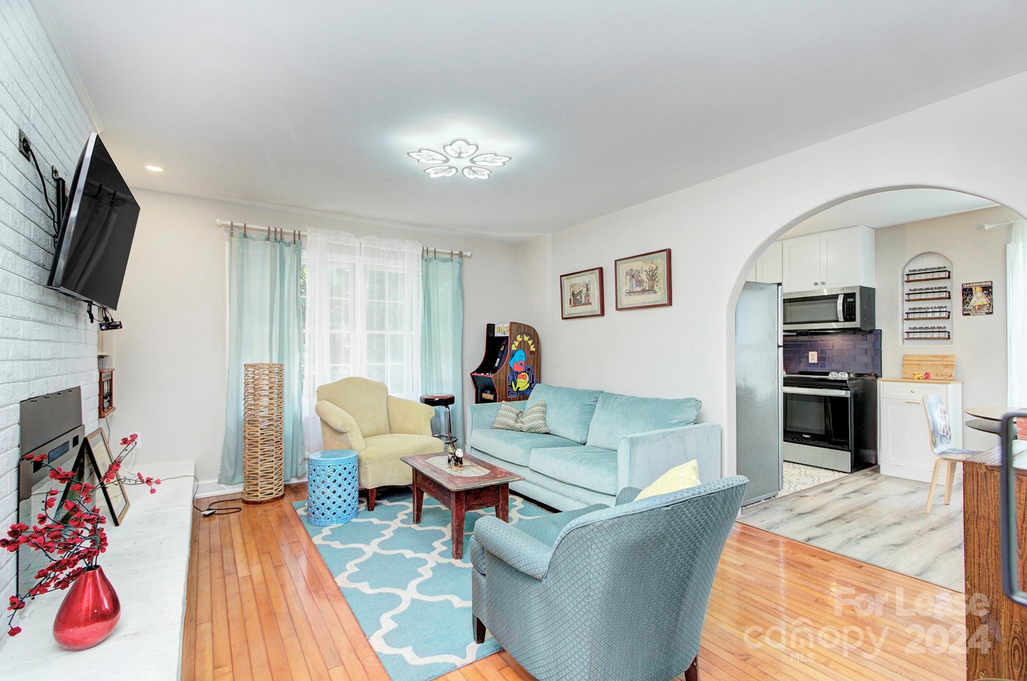 Wesley Heights - Residential Lease