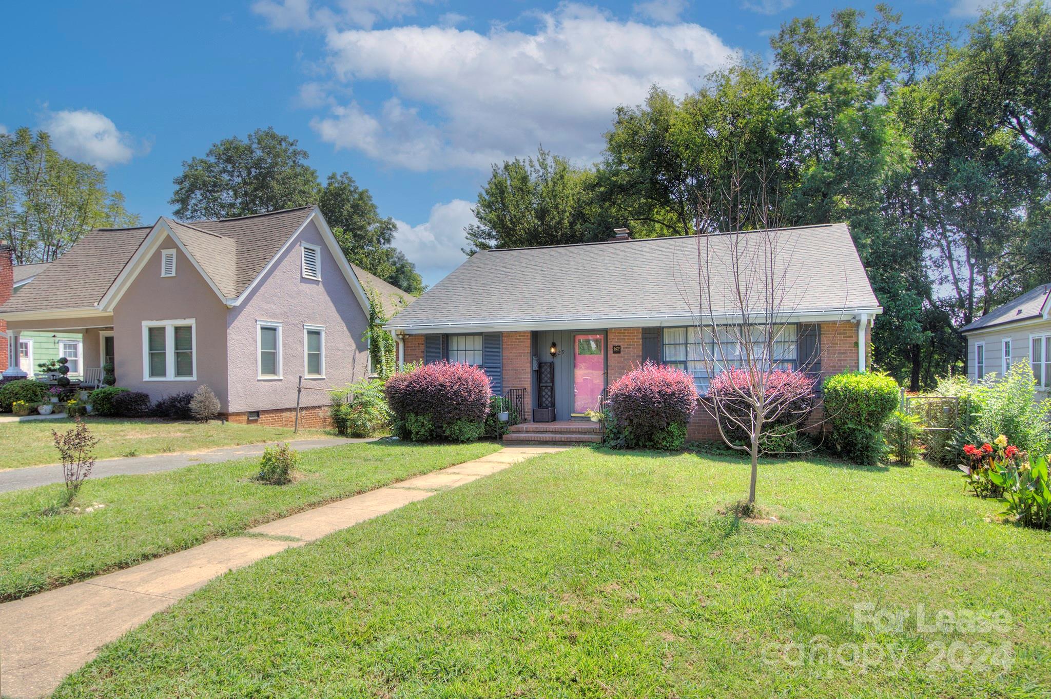 Wesley Heights - Residential Lease