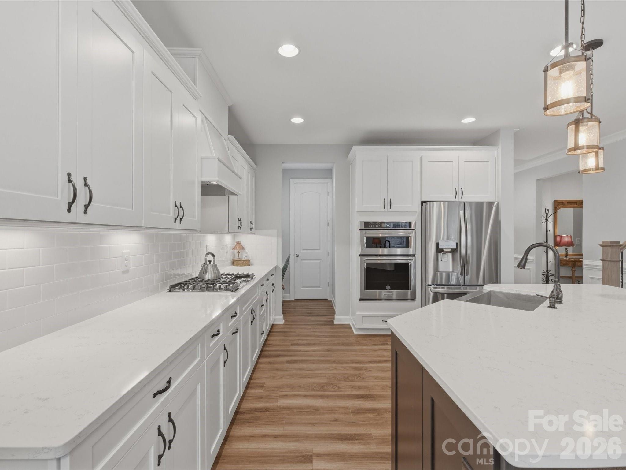 Lake Crest - Residential