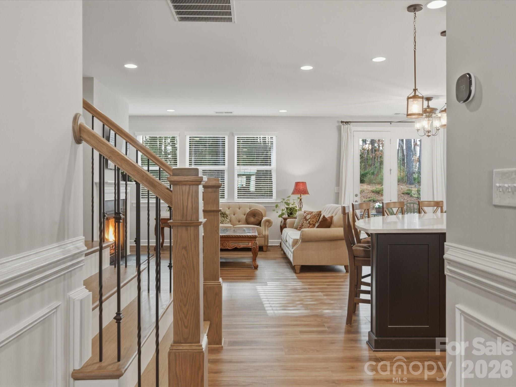 Lake Crest - Residential