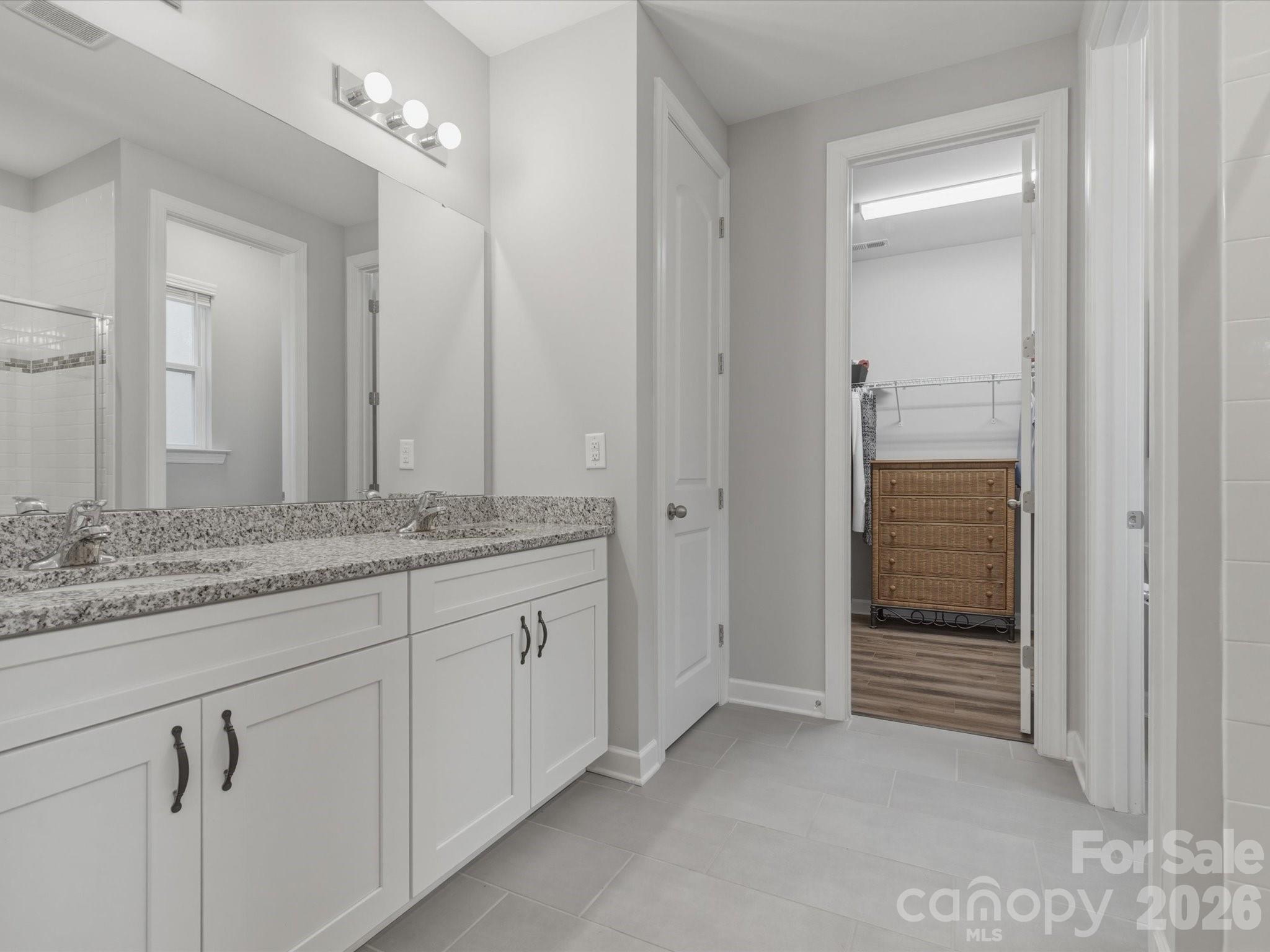 Lake Crest - Residential