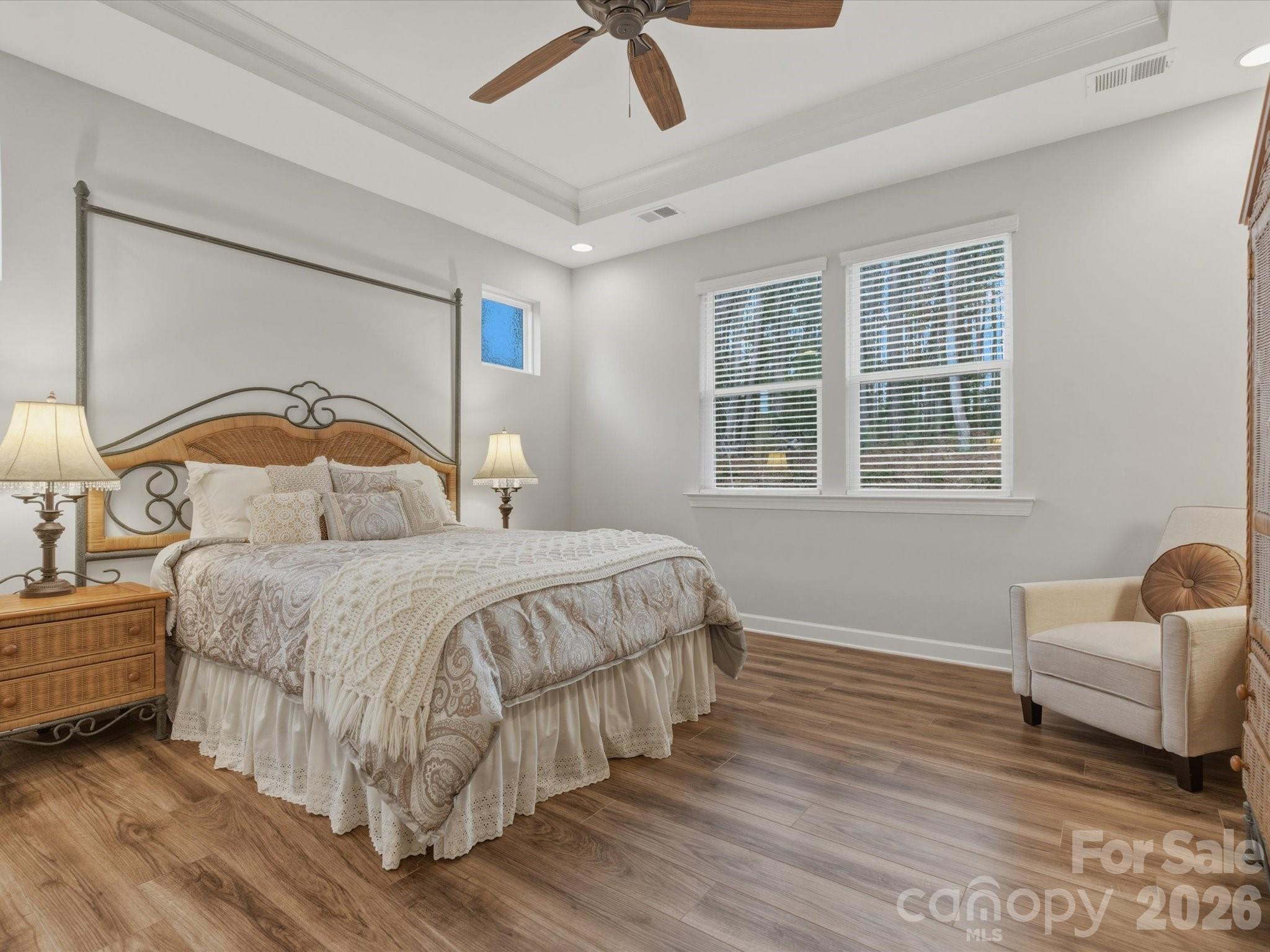 Lake Crest - Residential