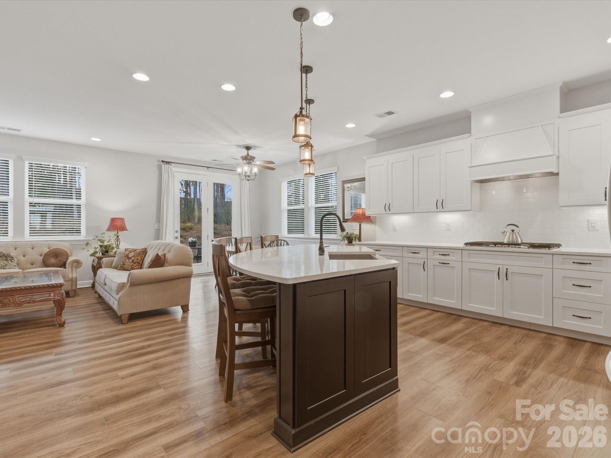 Lake Crest - Residential