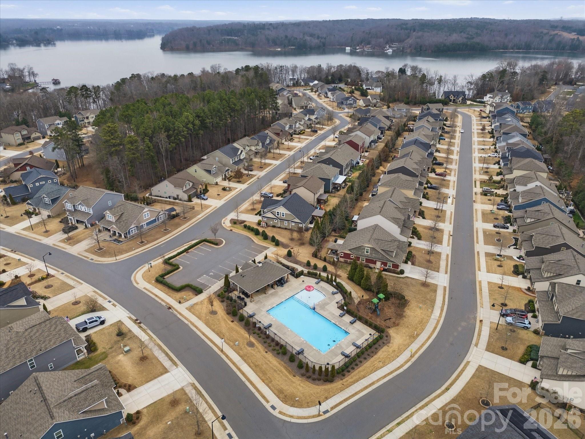 Lake Crest - Residential