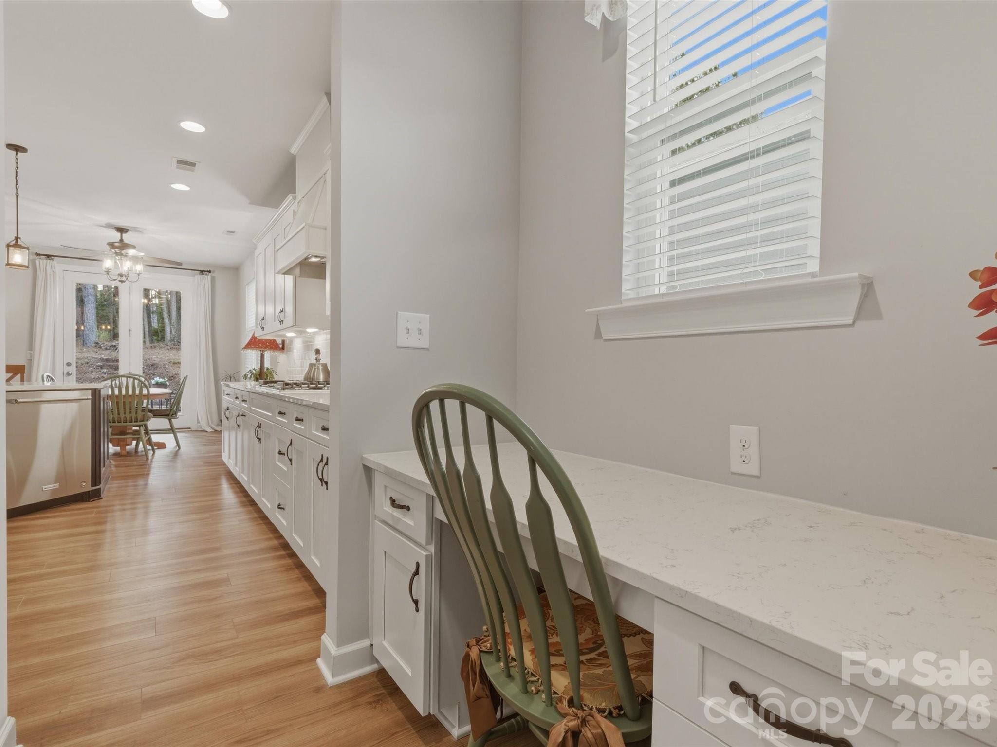 Lake Crest - Residential