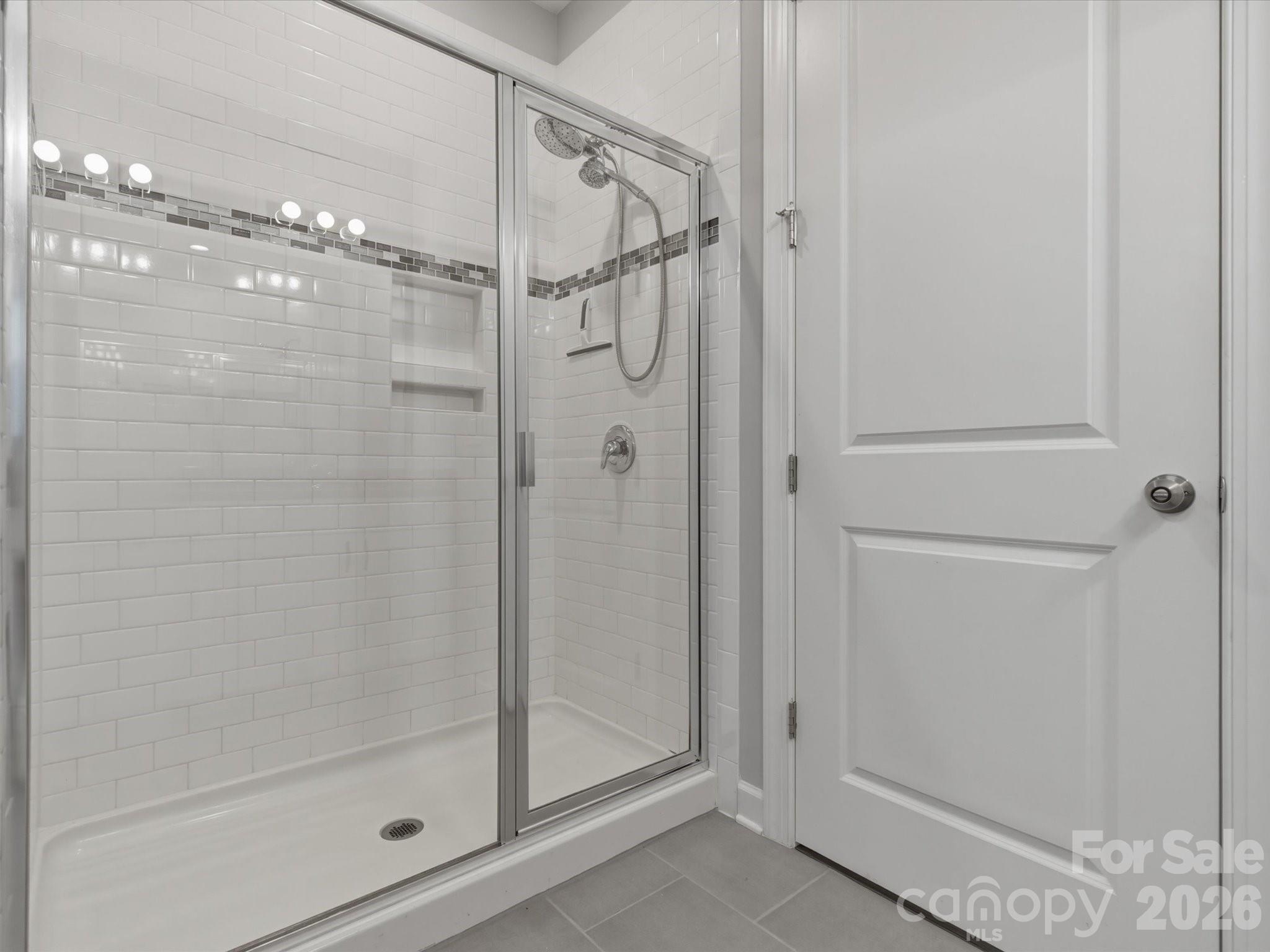 Lake Crest - Residential