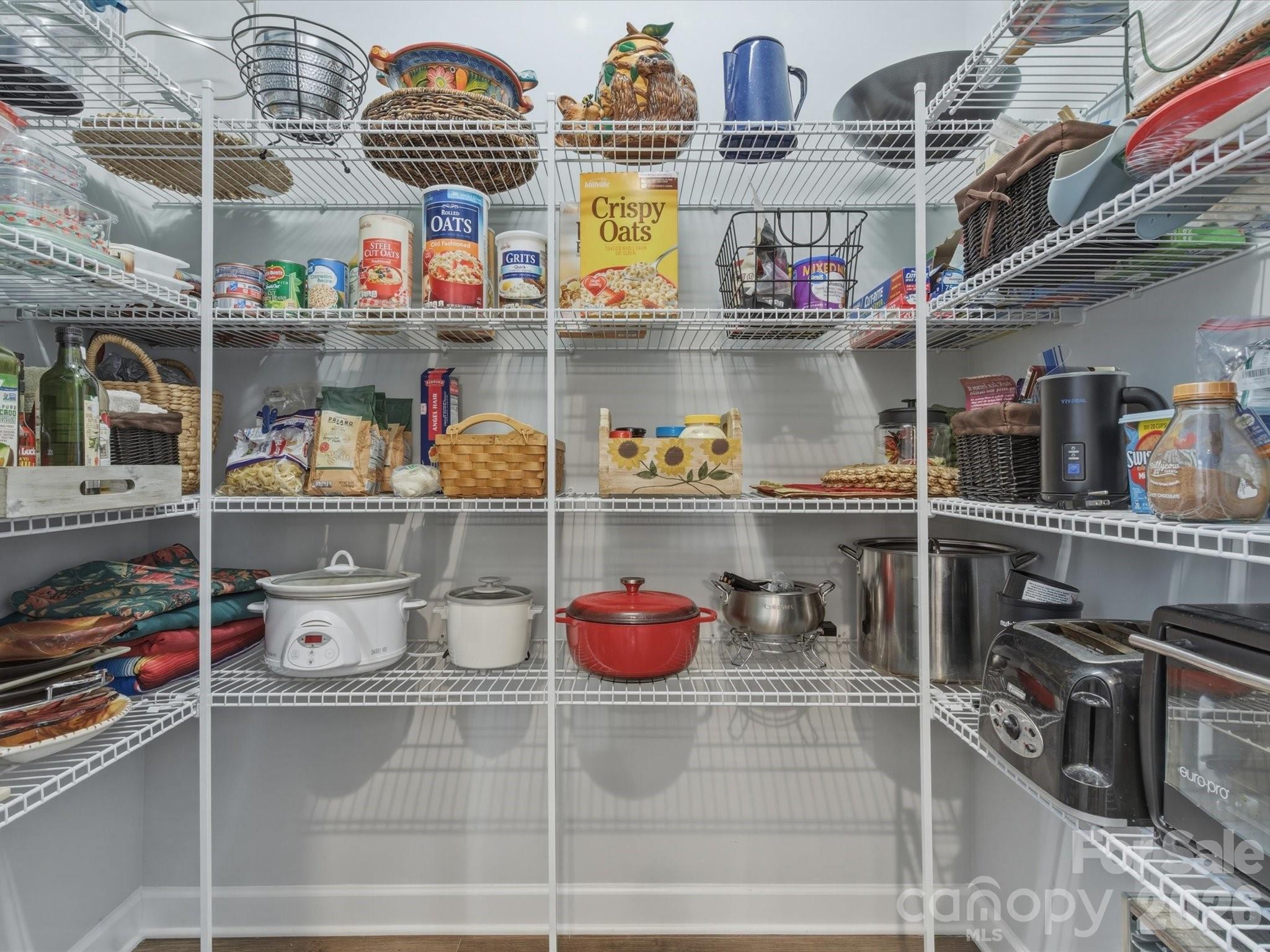 Lake Crest - Residential