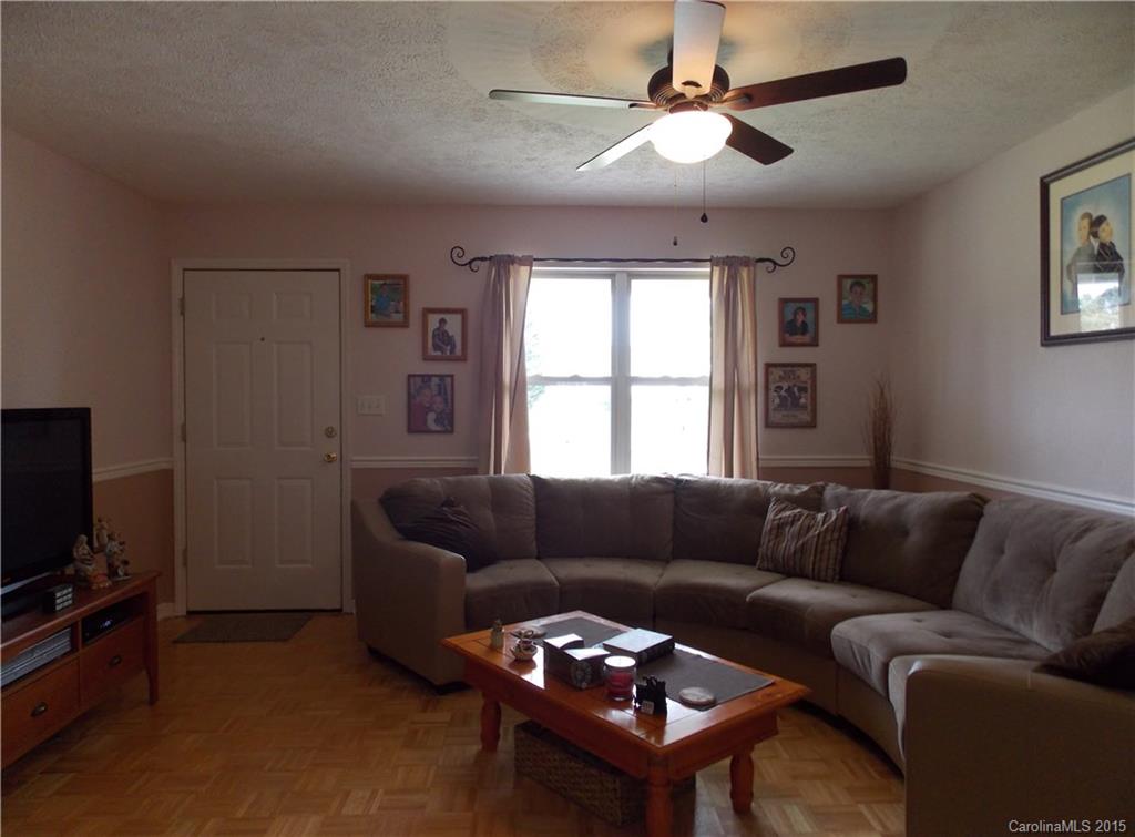 Hampton Glen - Residential