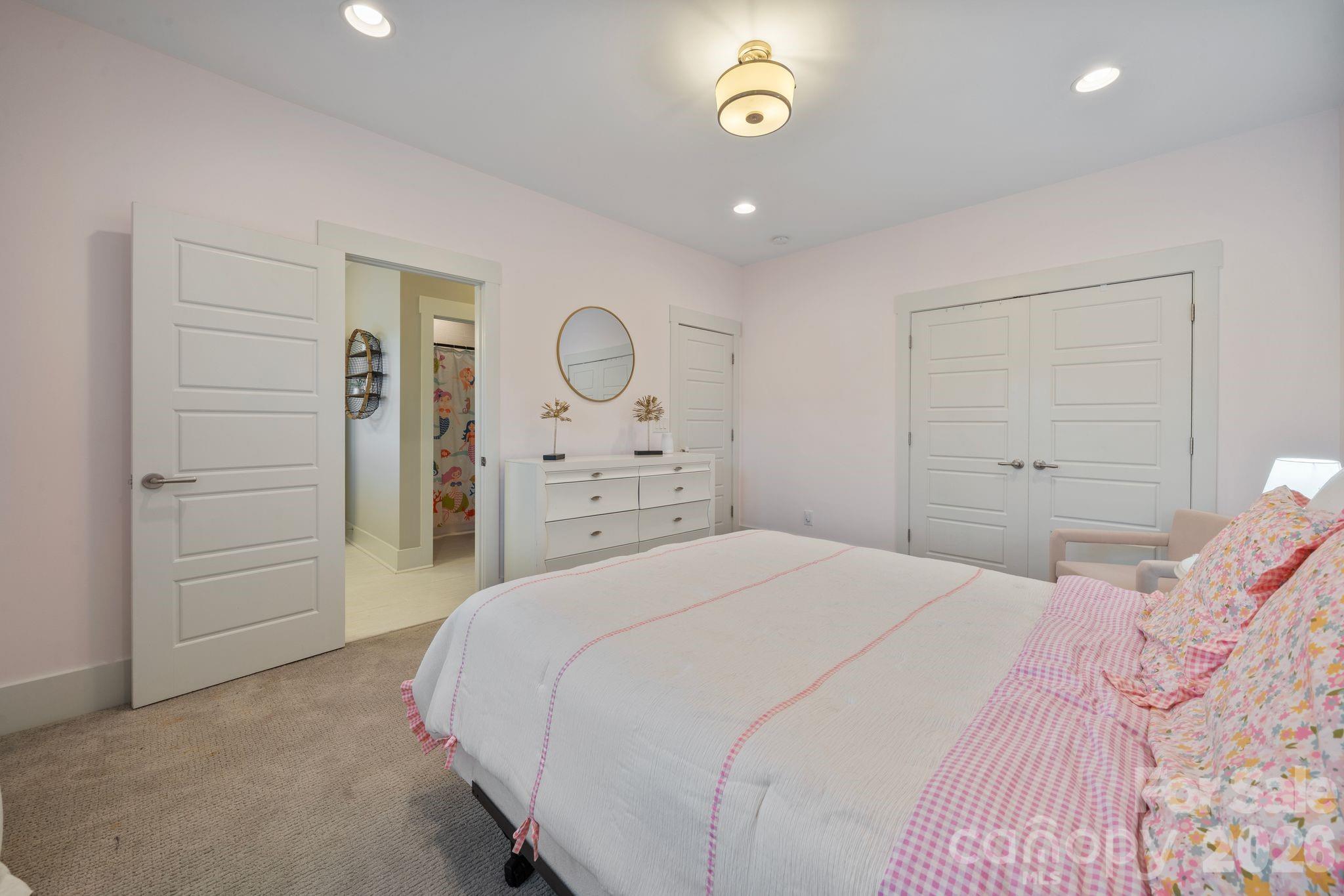 Paddlers Cove - Residential