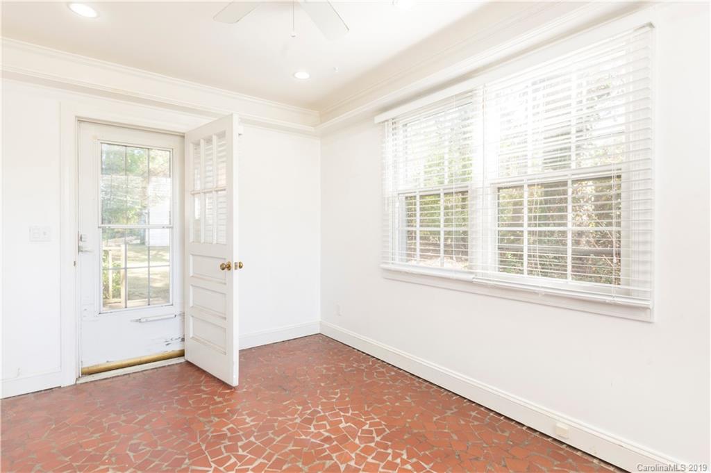 Oakhurst - Residential Lease