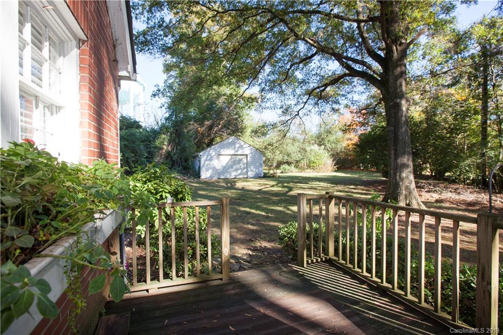 Oakhurst - Residential Lease