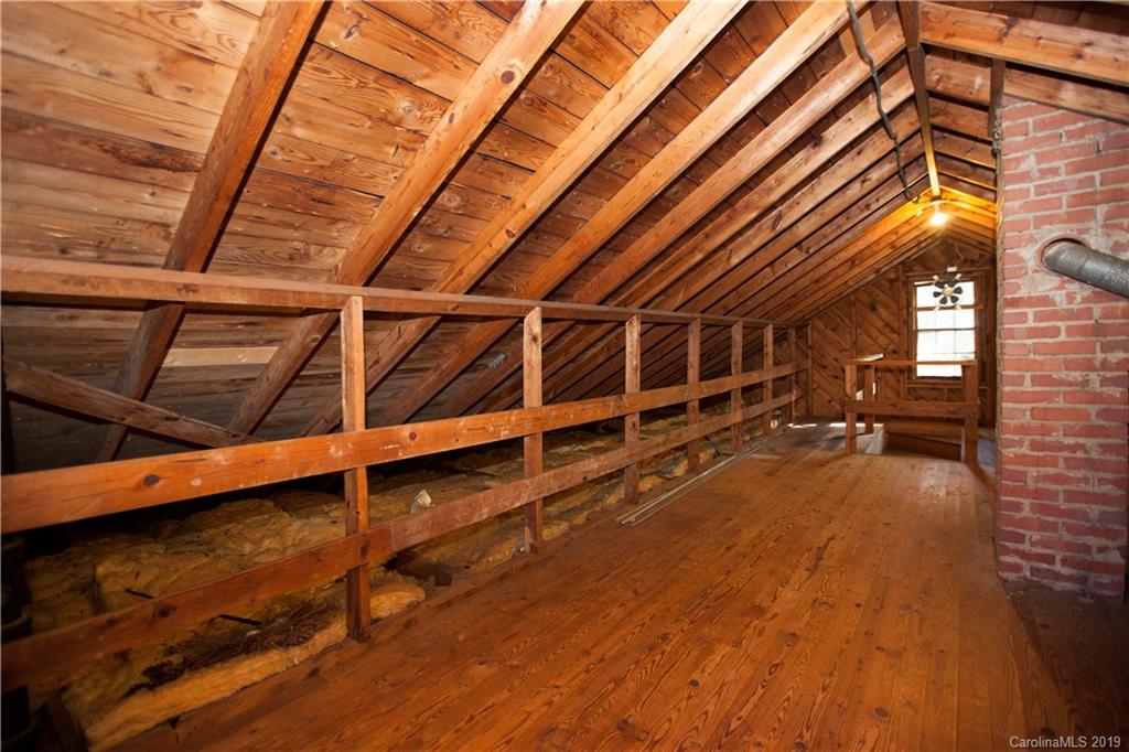 Oakhurst - Residential Lease