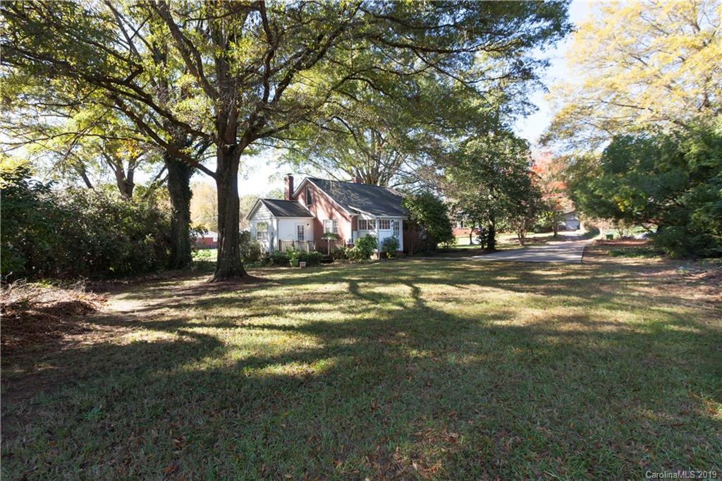 Oakhurst - Residential Lease