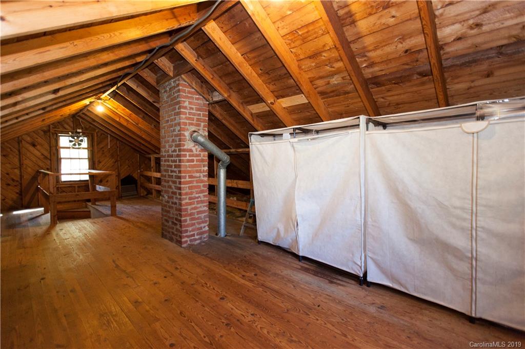 Oakhurst - Residential Lease