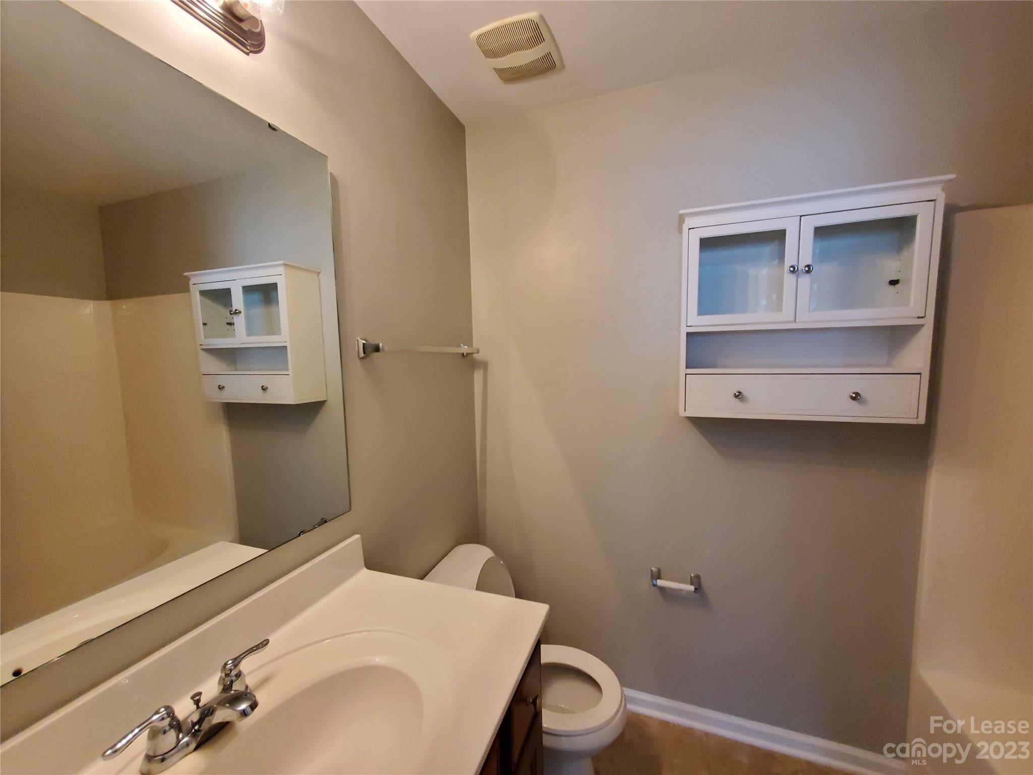 Carolina Crossing - Residential Lease