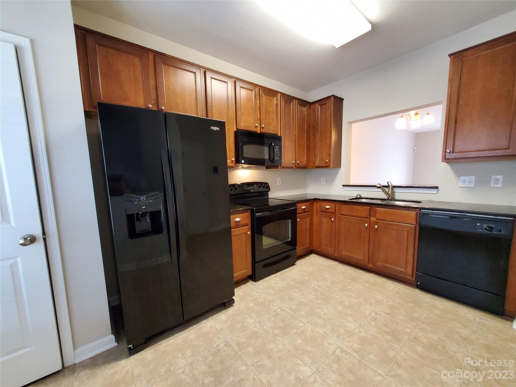 Carolina Crossing - Residential Lease