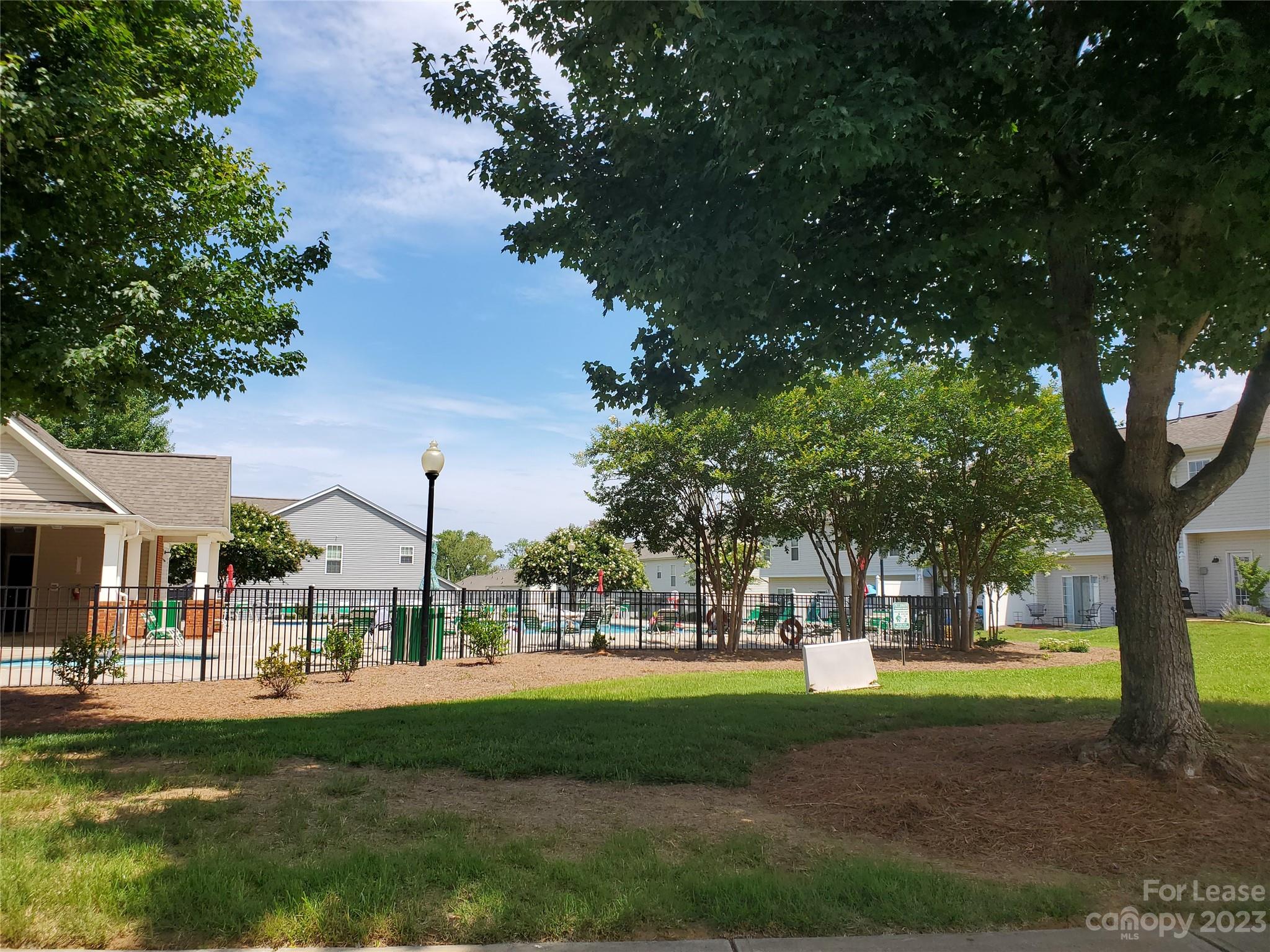 Carolina Crossing - Residential Lease