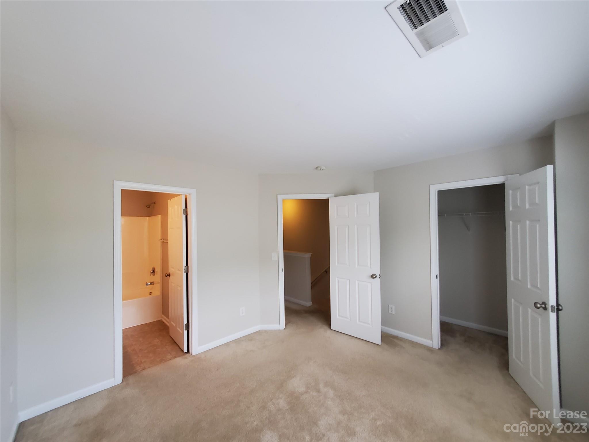 Carolina Crossing - Residential Lease