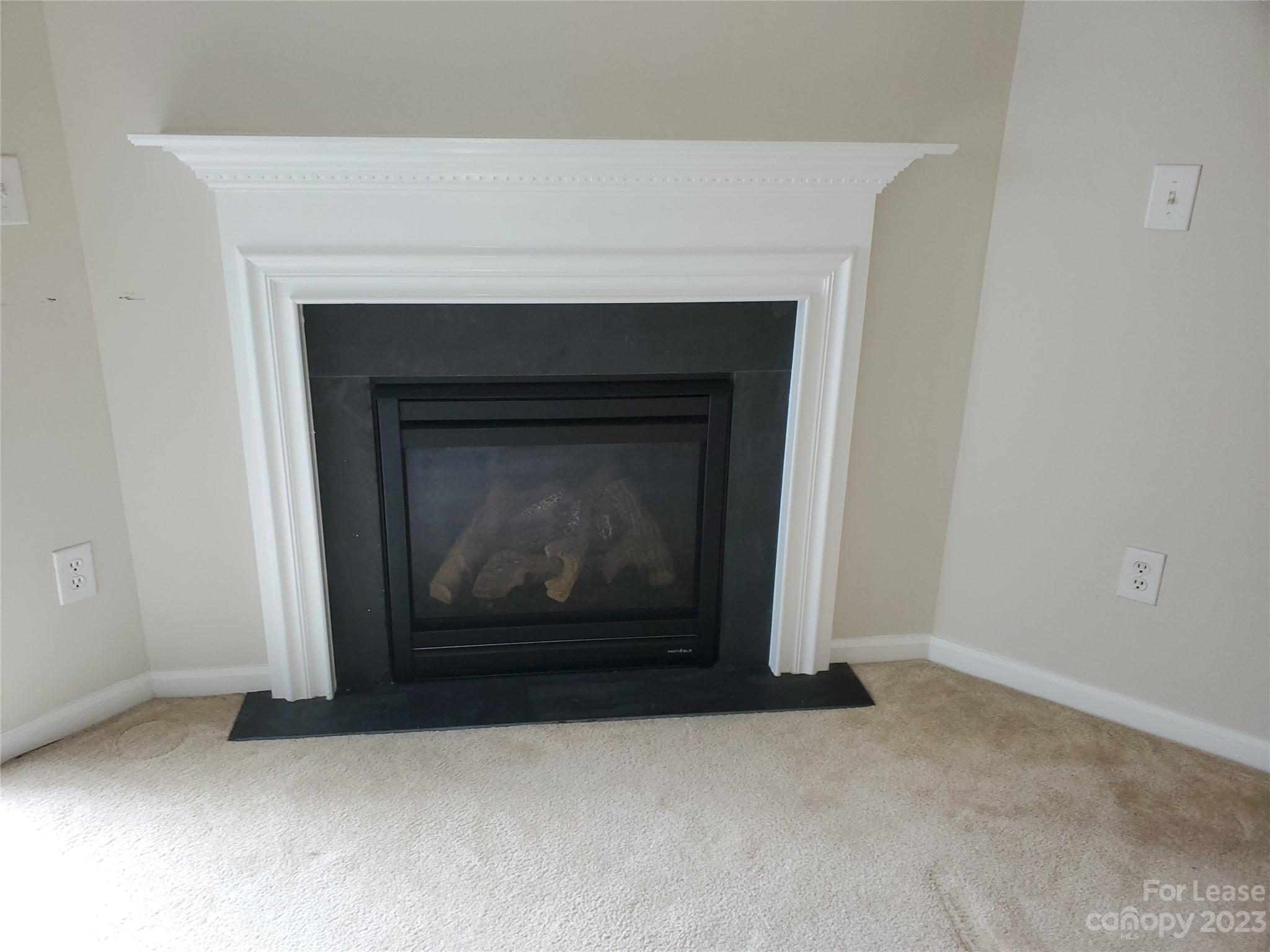 Carolina Crossing - Residential Lease