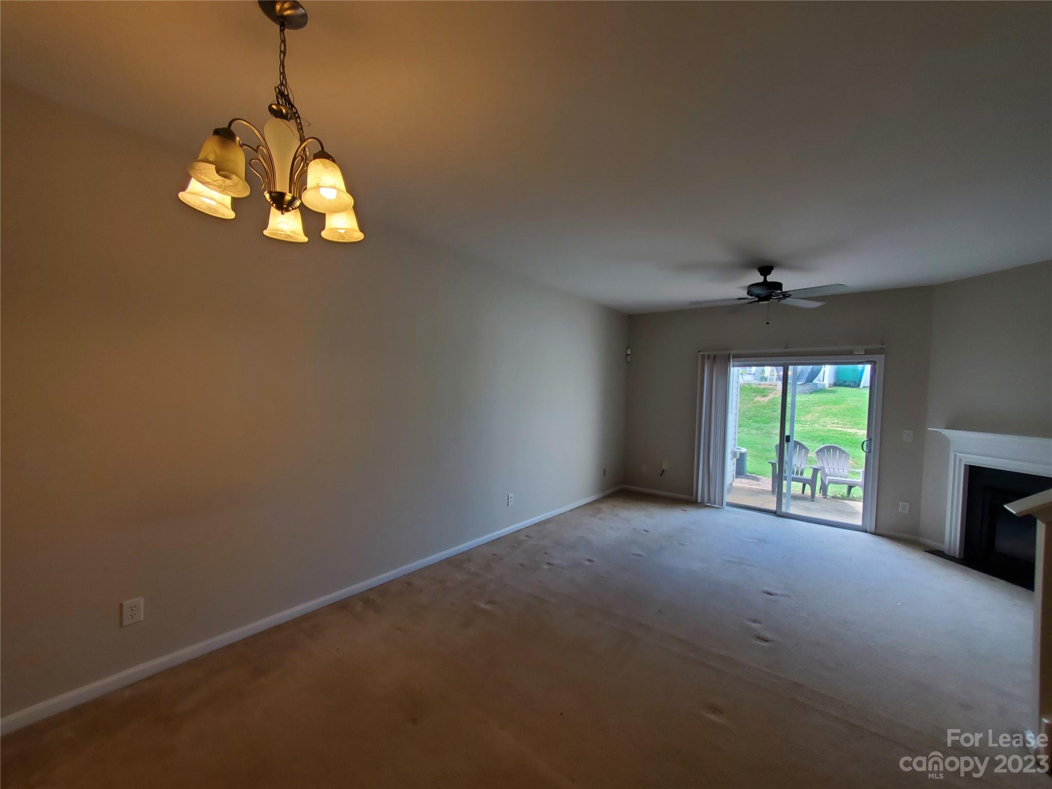 Carolina Crossing - Residential Lease