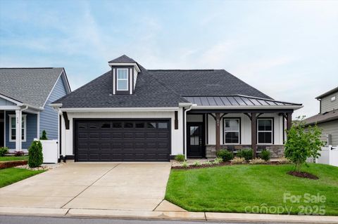 602 Compass Drive Denver NC 28037