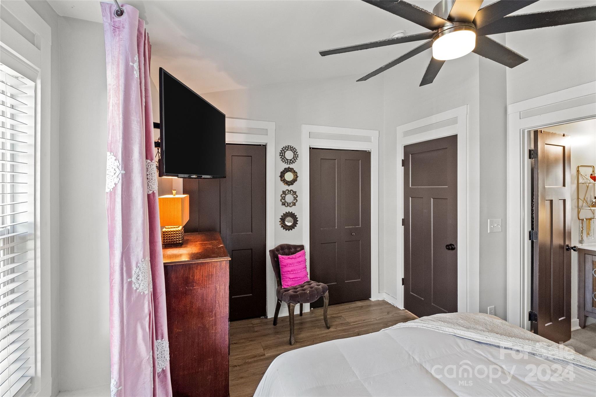 Windsor Trace - Residential