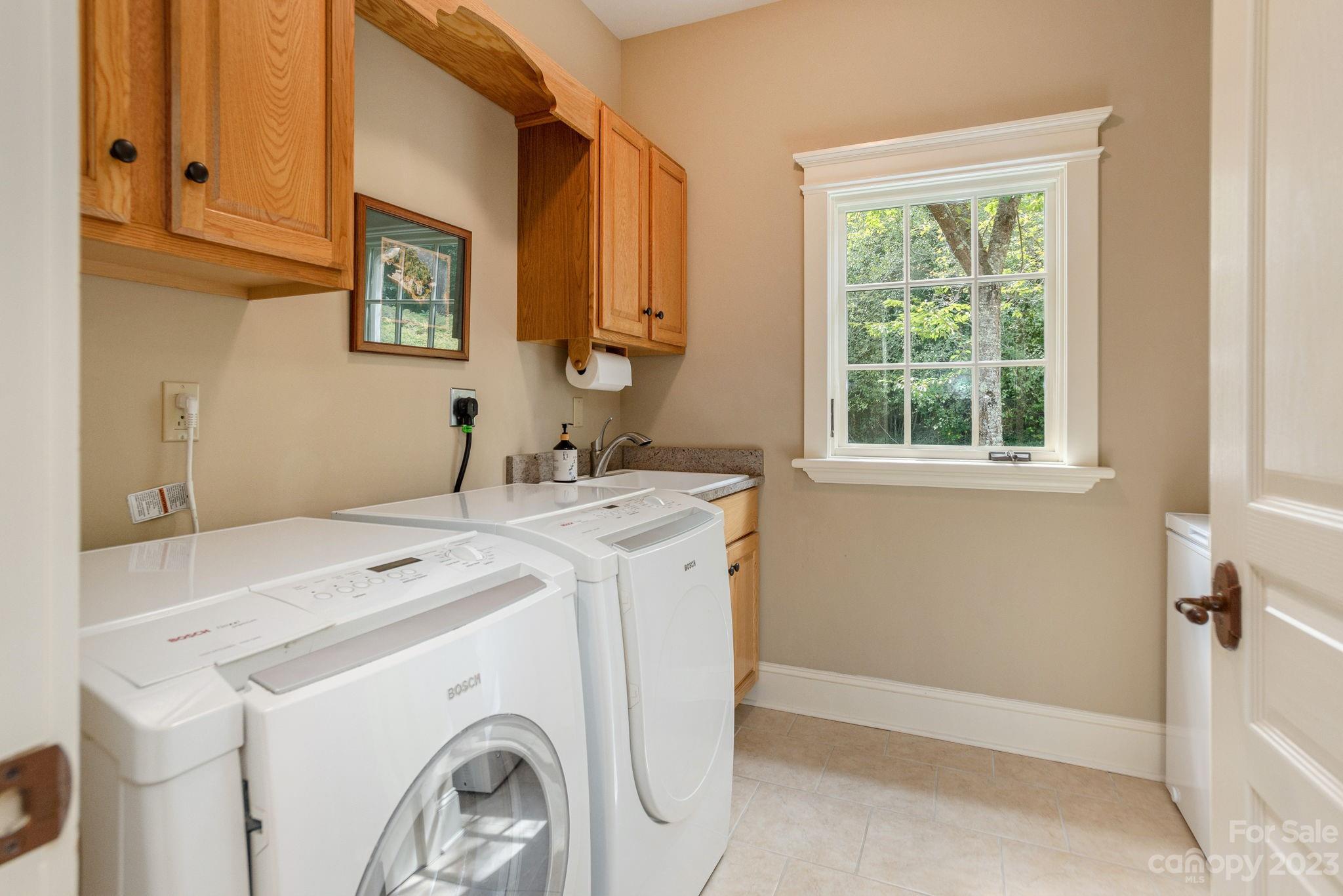 Thornhill - Residential