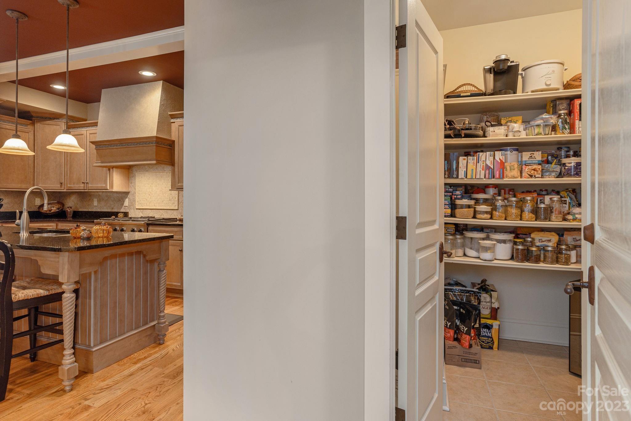 Thornhill - Residential